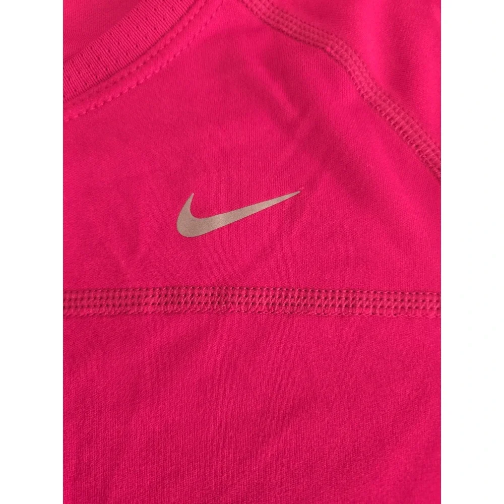 New With Tag NIKE Women's Dri-Fit Miler Running Shirt Pink Size S athletic